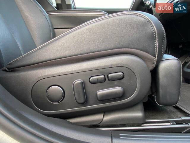 Серый Хендай Ioniq 5, объемом двигателя 0 л и пробегом 115 тыс. км за 26350 $, фото 27 на Automoto.ua