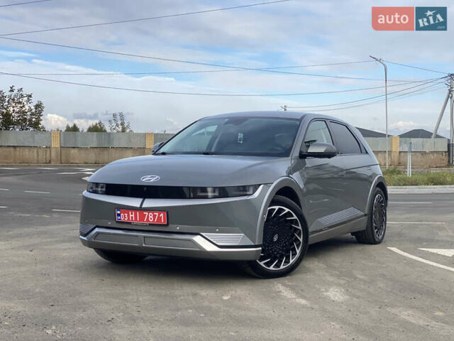 Серый Хендай Ioniq 5, объемом двигателя 0 л и пробегом 130 тыс. км за 28200 $, фото 160 на Automoto.ua