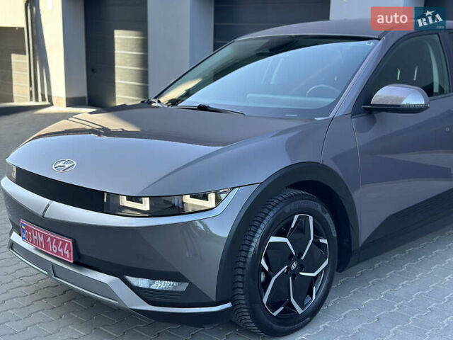 Серый Хендай Ioniq 5, объемом двигателя 0 л и пробегом 149 тыс. км за 22900 $, фото 1 на Automoto.ua
