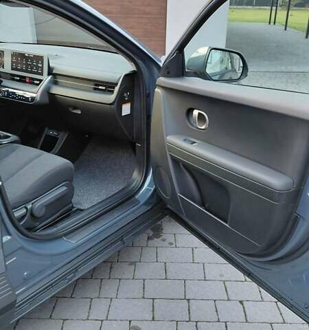 Серый Хендай Ioniq 5, объемом двигателя 0 л и пробегом 25 тыс. км за 28000 $, фото 21 на Automoto.ua