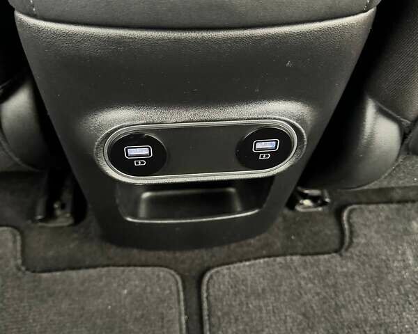 Сірий Хендай Ioniq 5, об'ємом двигуна 0 л та пробігом 120 тис. км за 21300 $, фото 23 на Automoto.ua