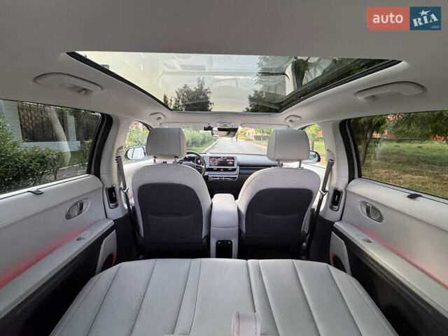 Серый Хендай Ioniq 5, объемом двигателя 0 л и пробегом 35 тыс. км за 29000 $, фото 28 на Automoto.ua