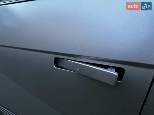 Серый Хендай Ioniq 5, объемом двигателя 0 л и пробегом 84 тыс. км за 31700 $, фото 15 на Automoto.ua