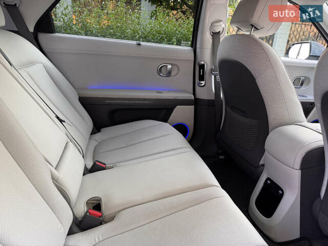 Серый Хендай Ioniq 5, объемом двигателя 0 л и пробегом 35 тыс. км за 29000 $, фото 55 на Automoto.ua