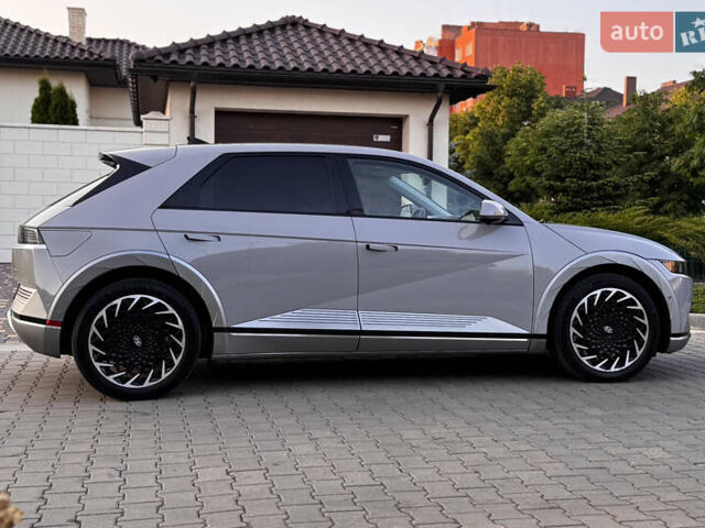 Серый Хендай Ioniq 5, объемом двигателя 0 л и пробегом 35 тыс. км за 29000 $, фото 5 на Automoto.ua