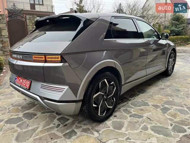 Серый Хендай Ioniq 5, объемом двигателя 0 л и пробегом 55 тыс. км за 24999 $, фото 5 на Automoto.ua