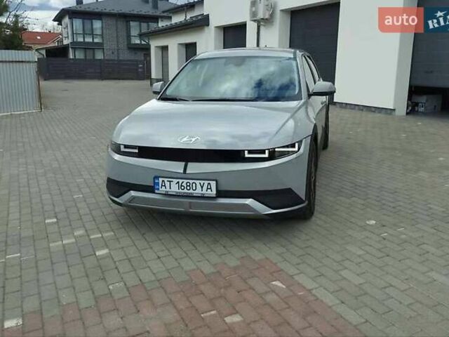 Сірий Хендай Ioniq 5, об'ємом двигуна 0 л та пробігом 49 тис. км за 26300 $, фото 5 на Automoto.ua
