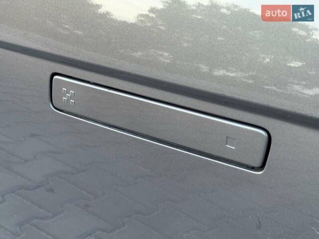 Сірий Хендай Ioniq 5, об'ємом двигуна 0 л та пробігом 120 тис. км за 21500 $, фото 43 на Automoto.ua