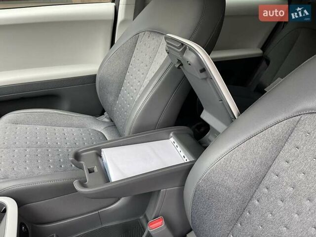 Серый Хендай Ioniq 5, объемом двигателя 0 л и пробегом 55 тыс. км за 24999 $, фото 42 на Automoto.ua