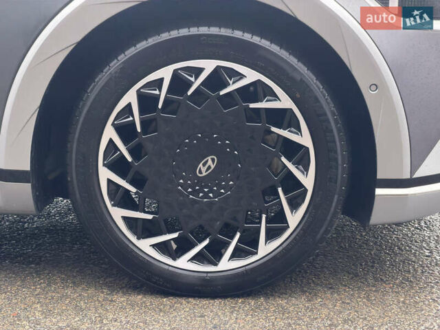 Сірий Хендай Ioniq 5, об'ємом двигуна 0 л та пробігом 65 тис. км за 34999 $, фото 36 на Automoto.ua