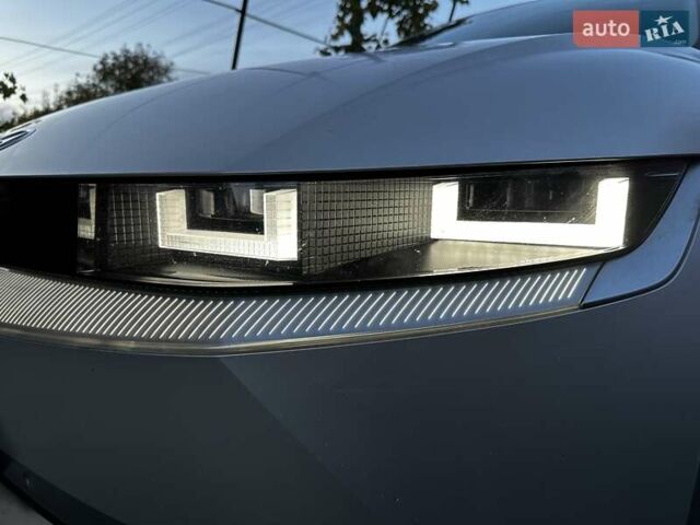 Серый Хендай Ioniq 5, объемом двигателя 0 л и пробегом 84 тыс. км за 31700 $, фото 11 на Automoto.ua