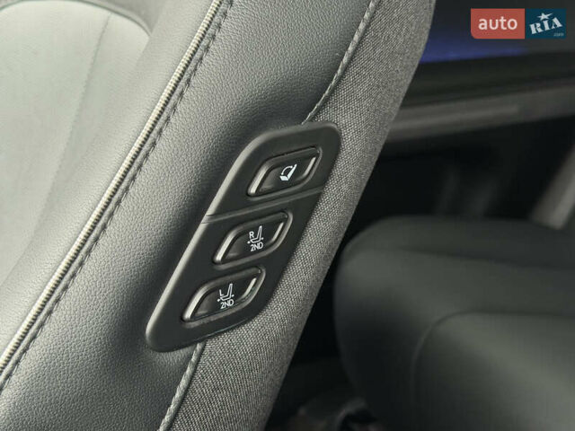 Сірий Хендай Ioniq 5, об'ємом двигуна 0 л та пробігом 65 тис. км за 34999 $, фото 102 на Automoto.ua