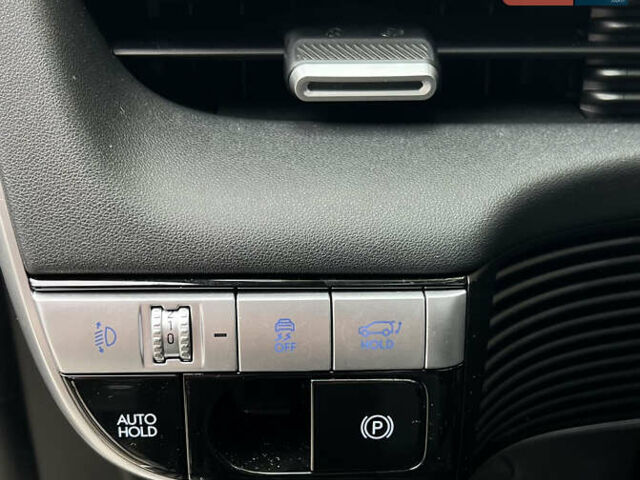 Серый Хендай Ioniq 5, объемом двигателя 0 л и пробегом 163 тыс. км за 22999 $, фото 24 на Automoto.ua