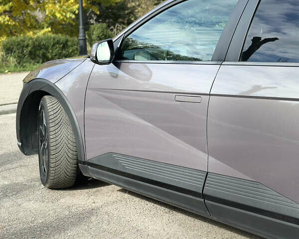 Серый Хендай Ioniq 5, объемом двигателя 0 л и пробегом 185 тыс. км за 23900 $, фото 40 на Automoto.ua