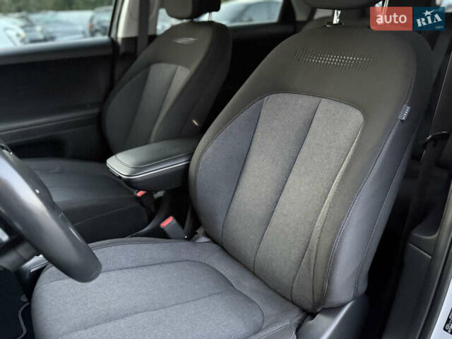 Сірий Хендай Ioniq 5, об'ємом двигуна 0 л та пробігом 66 тис. км за 22900 $, фото 47 на Automoto.ua