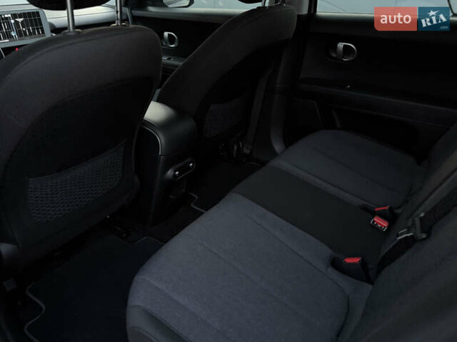 Сірий Хендай Ioniq 5, об'ємом двигуна 0 л та пробігом 66 тис. км за 22900 $, фото 76 на Automoto.ua