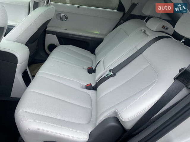 Серый Хендай Ioniq 5, объемом двигателя 0 л и пробегом 86 тыс. км за 26000 $, фото 21 на Automoto.ua