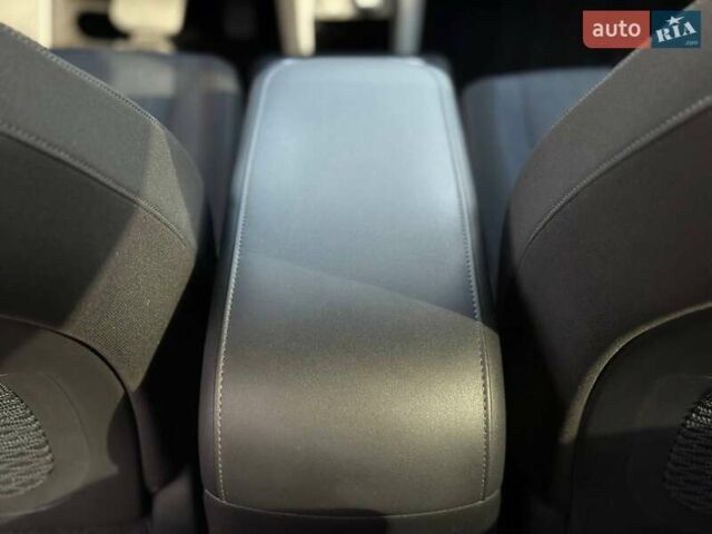 Серый Хендай Ioniq 5, объемом двигателя 0 л и пробегом 90 тыс. км за 23500 $, фото 45 на Automoto.ua