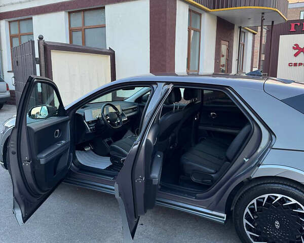 Сірий Хендай Ioniq 5, об'ємом двигуна 0 л та пробігом 108 тис. км за 29200 $, фото 36 на Automoto.ua