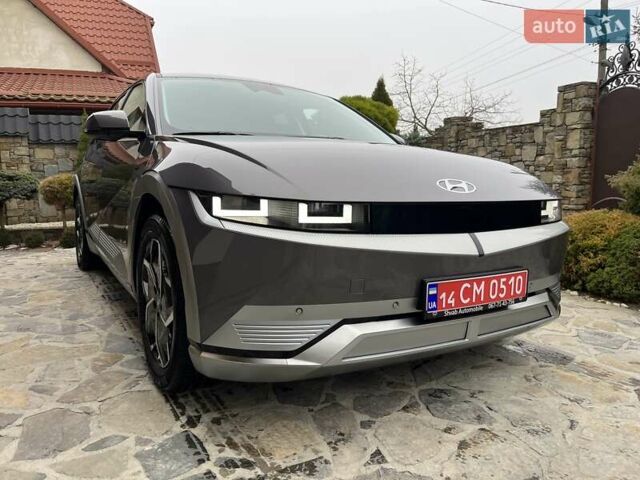 Серый Хендай Ioniq 5, объемом двигателя 0 л и пробегом 55 тыс. км за 24999 $, фото 2 на Automoto.ua