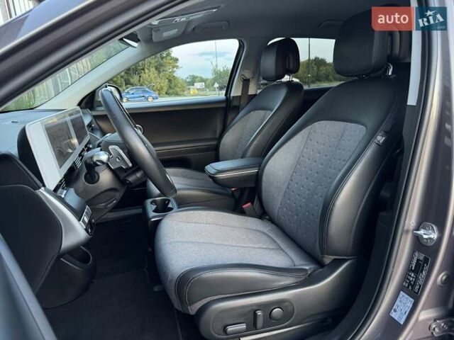Сірий Хендай Ioniq 5, об'ємом двигуна 0 л та пробігом 120 тис. км за 21500 $, фото 2 на Automoto.ua