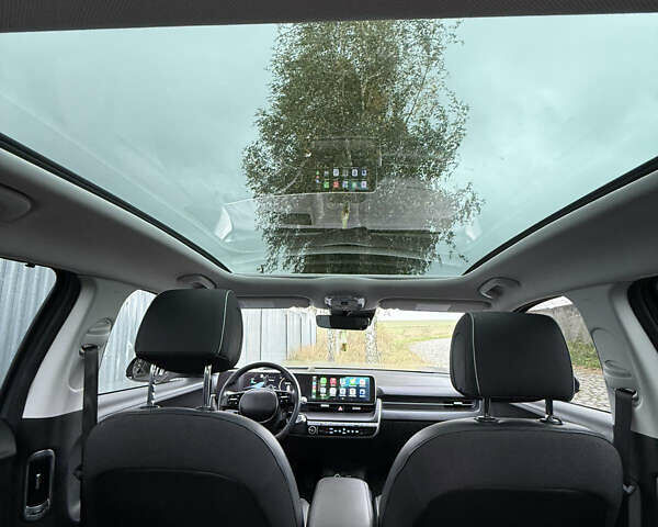Серый Хендай Ioniq 5, объемом двигателя 0 л и пробегом 68 тыс. км за 29500 $, фото 16 на Automoto.ua