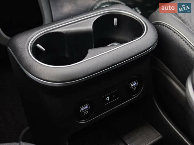 Серый Хендай Ioniq 5, объемом двигателя 0 л и пробегом 61 тыс. км за 29000 $, фото 48 на Automoto.ua