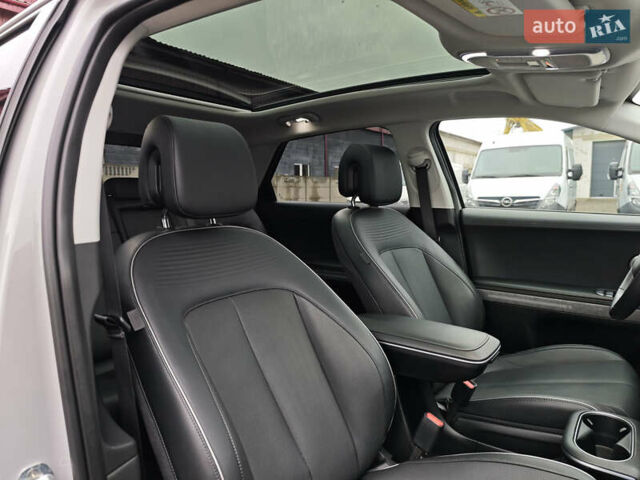 Серый Хендай Ioniq 5, объемом двигателя 0 л и пробегом 61 тыс. км за 29000 $, фото 70 на Automoto.ua