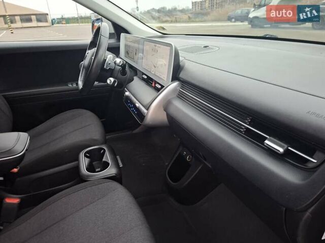Сірий Хендай Ioniq 5, об'ємом двигуна 0 л та пробігом 119 тис. км за 20500 $, фото 25 на Automoto.ua