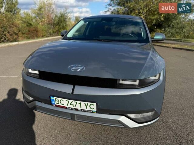 Серый Хендай Ioniq 5, объемом двигателя 0 л и пробегом 90 тыс. км за 23500 $, фото 10 на Automoto.ua