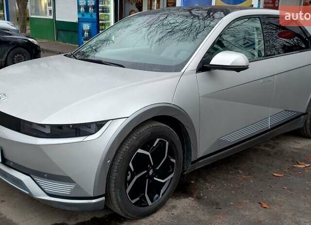 Сірий Хендай Ioniq 5, об'ємом двигуна 0 л та пробігом 17 тис. км за 35000 $, фото 9 на Automoto.ua