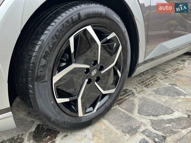 Серый Хендай Ioniq 5, объемом двигателя 0 л и пробегом 55 тыс. км за 24999 $, фото 14 на Automoto.ua