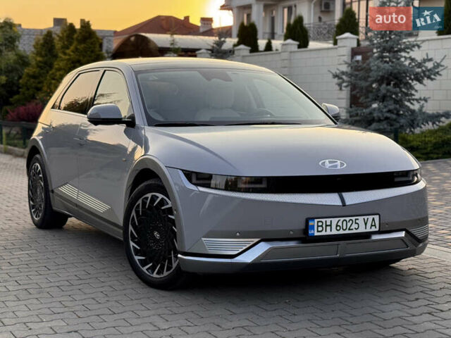 Серый Хендай Ioniq 5, объемом двигателя 0 л и пробегом 35 тыс. км за 29000 $, фото 19 на Automoto.ua