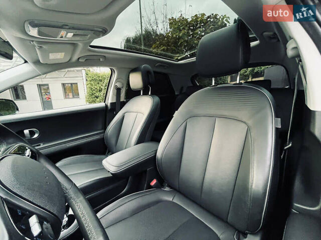 Сірий Хендай Ioniq 5, об'ємом двигуна 0 л та пробігом 28 тис. км за 35999 $, фото 9 на Automoto.ua