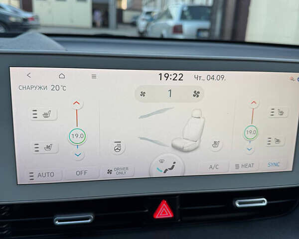 Сірий Хендай Ioniq 5, об'ємом двигуна 0 л та пробігом 108 тис. км за 29200 $, фото 34 на Automoto.ua