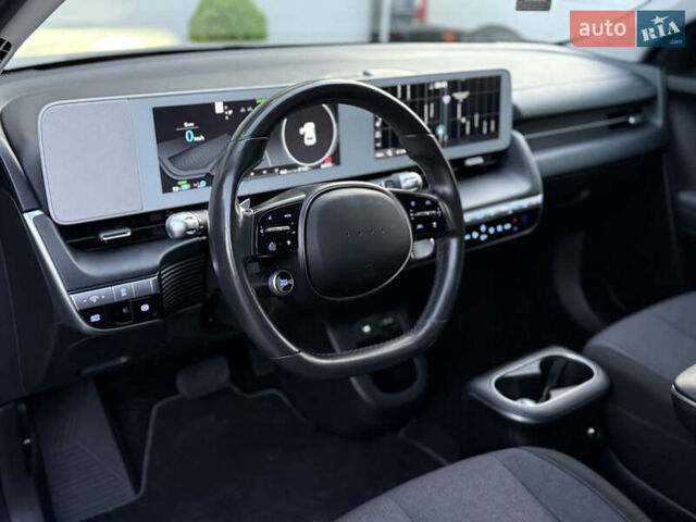 Сірий Хендай Ioniq 5, об'ємом двигуна 0 л та пробігом 66 тис. км за 22900 $, фото 42 на Automoto.ua