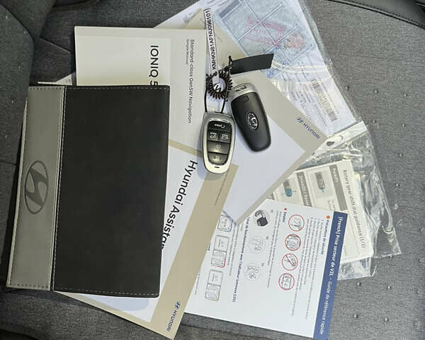 Хендай Ioniq 5 2022 в Тернополе на Automoto.ua Серый Хендай Ioniq 5, объемом двигателя 0 л и пробегом 62 тыс. км за 29800 $, фото 39 на Automoto.ua