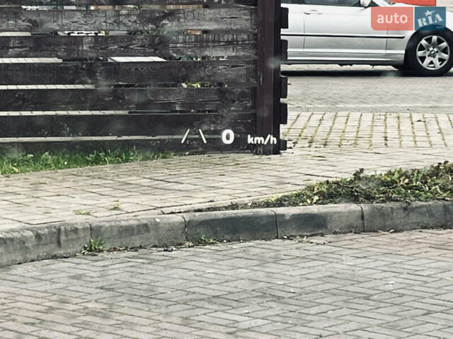 Сірий Хендай Ioniq 5, об'ємом двигуна 0 л та пробігом 28 тис. км за 35999 $, фото 18 на Automoto.ua