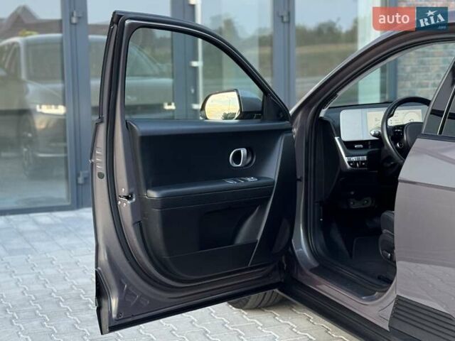 Сірий Хендай Ioniq 5, об'ємом двигуна 0 л та пробігом 120 тис. км за 21500 $, фото 47 на Automoto.ua