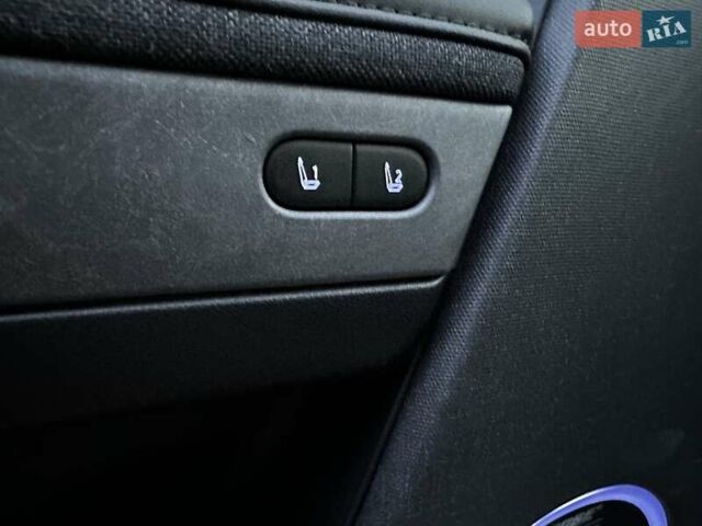 Серый Хендай Ioniq 5, объемом двигателя 0 л и пробегом 84 тыс. км за 31700 $, фото 17 на Automoto.ua