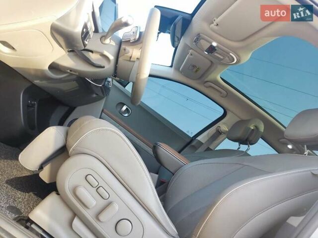 Серый Хендай Ioniq 5, объемом двигателя 0 л и пробегом 91 тыс. км за 33400 $, фото 3 на Automoto.ua