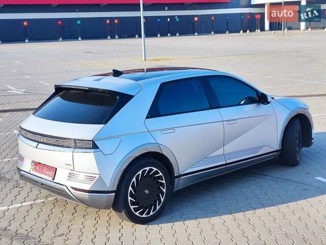 Серый Хендай Ioniq 5, объемом двигателя 0 л и пробегом 91 тыс. км за 33400 $, фото 1 на Automoto.ua