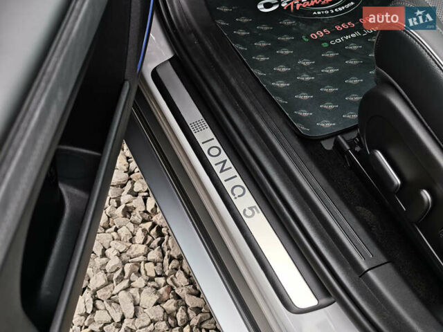 Серый Хендай Ioniq 5, объемом двигателя 0 л и пробегом 61 тыс. км за 29000 $, фото 21 на Automoto.ua