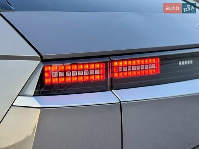 Сірий Хендай Ioniq 5, об'ємом двигуна 0 л та пробігом 120 тис. км за 21500 $, фото 20 на Automoto.ua