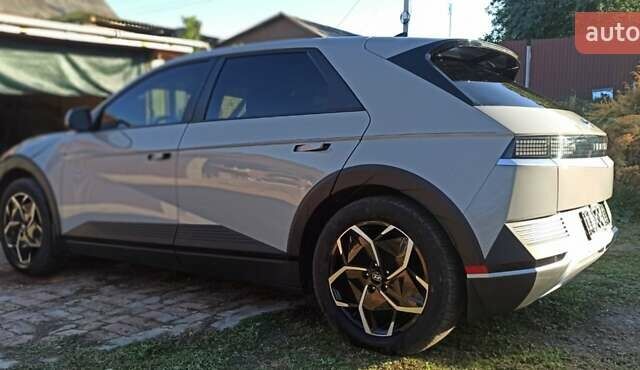 Серый Хендай Ioniq 5, объемом двигателя 0 л и пробегом 39 тыс. км за 23800 $, фото 7 на Automoto.ua