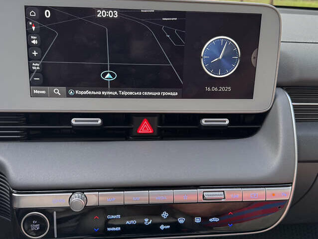 Серый Хендай Ioniq 5, объемом двигателя 0 л и пробегом 35 тыс. км за 29000 $, фото 36 на Automoto.ua