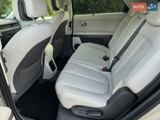 Сірий Хендай Ioniq 5, об'ємом двигуна 0 л та пробігом 35 тис. км за 36699 $, фото 41 на Automoto.ua
