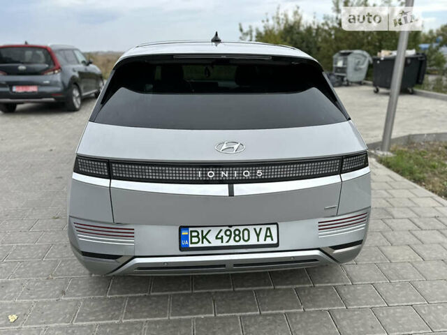 Серый Хендай Ioniq 5, объемом двигателя 0 л и пробегом 55 тыс. км за 29999 $, фото 16 на Automoto.ua