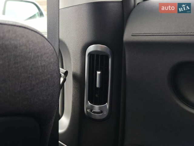 Серый Хендай Ioniq 5, объемом двигателя 0 л и пробегом 61 тыс. км за 29000 $, фото 57 на Automoto.ua