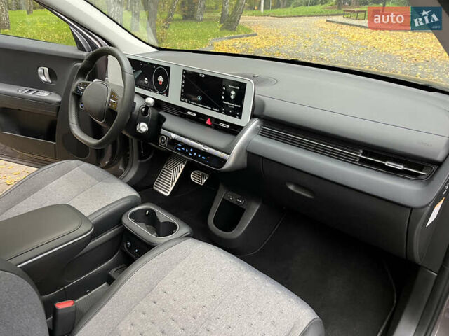 Хендай Ioniq 5 2022 в Тернополе на Automoto.ua Серый Хендай Ioniq 5, объемом двигателя 0 л и пробегом 62 тыс. км за 29800 $, фото 13 на Automoto.ua